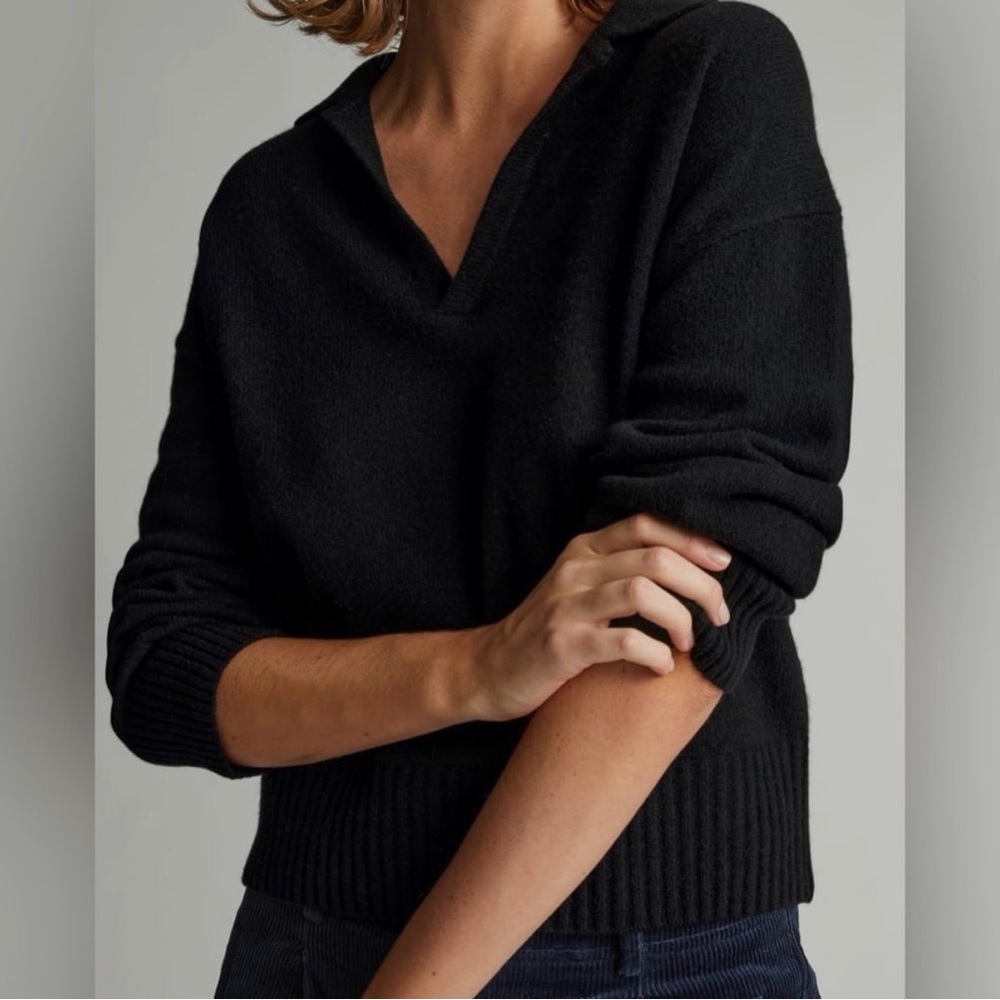 Everlane Black V‑Neck Collared Sweater